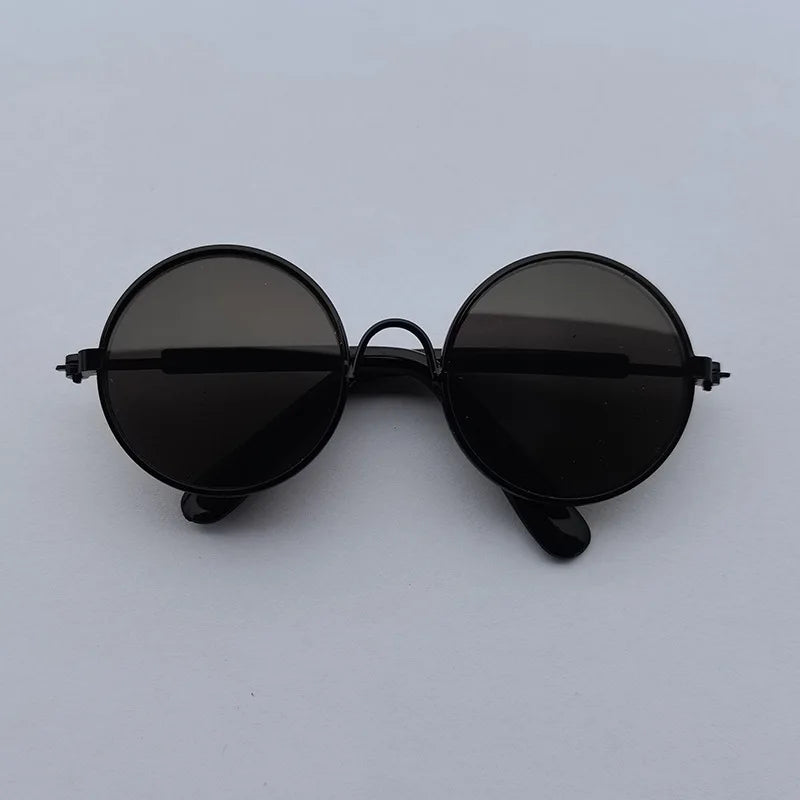 Vintage Round Pet Sunglasses – Chic & Stylish Pet Eyewear