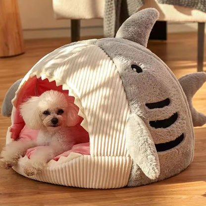 Warm Shark Cave Cat Bed – Cozy Nest for Kittens & Small Pets