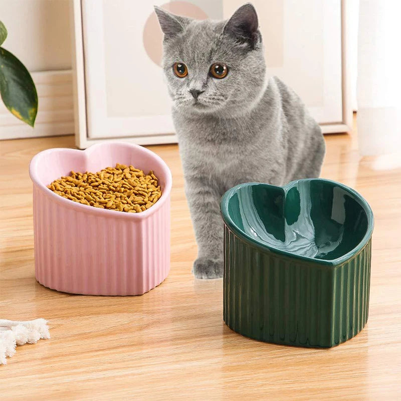 Ceramic Tilted Heart-Shaped Cat Bowl – Anti-Slip, Elevated