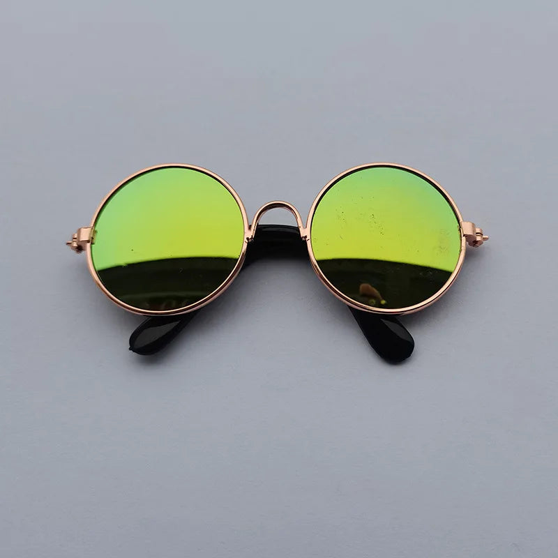 Vintage Round Pet Sunglasses – Chic & Stylish Pet Eyewear